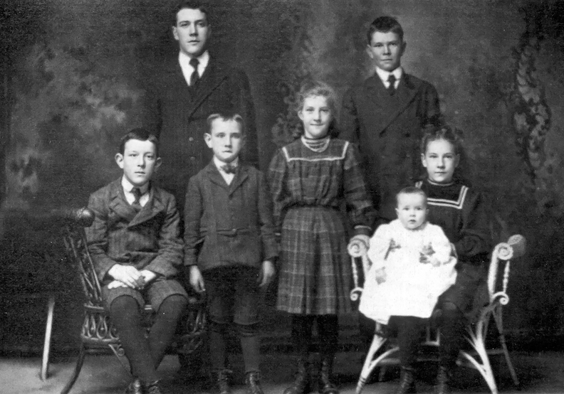 Luft, Fred; Charles; Edward; Martha in Middle; Herb Luft; Edna